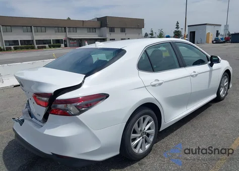2022 Toyota Camry Le from USA, damaged, VIN 4T1C11AK2NU689552